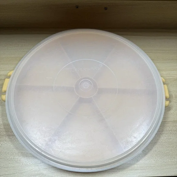 Vintage Tupperware Divided Party Susan Serving Tray 405 With‎ Lid 224 Yellow