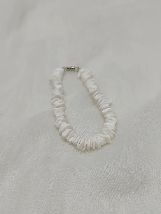 White Shell Chip Necklace - Women Jewelry