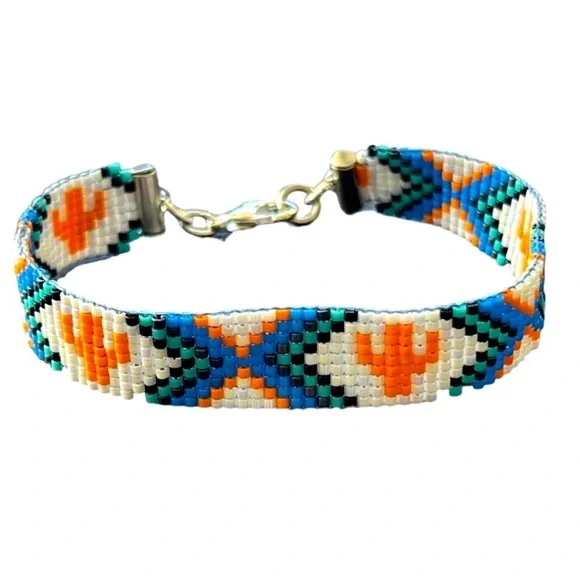 Southwestern Native American Hand woven hand crafted beaded adjustable bracelet