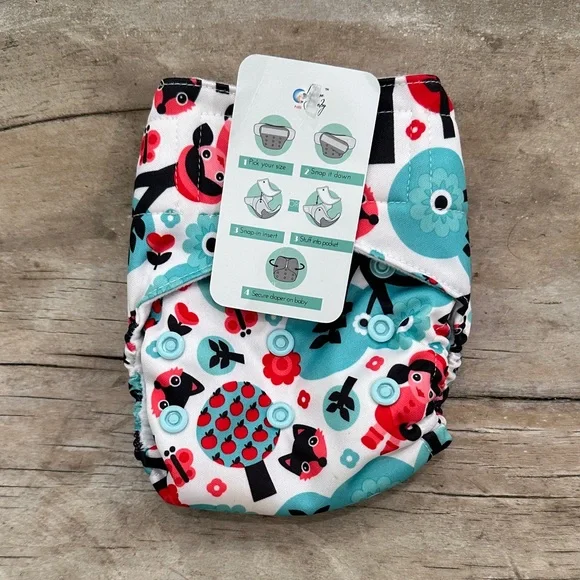 Lalabye Baby, NEWBORN size cloth diapers reusable. Hook and Loop *NEW*