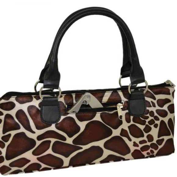PRIMEWARE 🍷 Wine Clutch in Giraffe Print