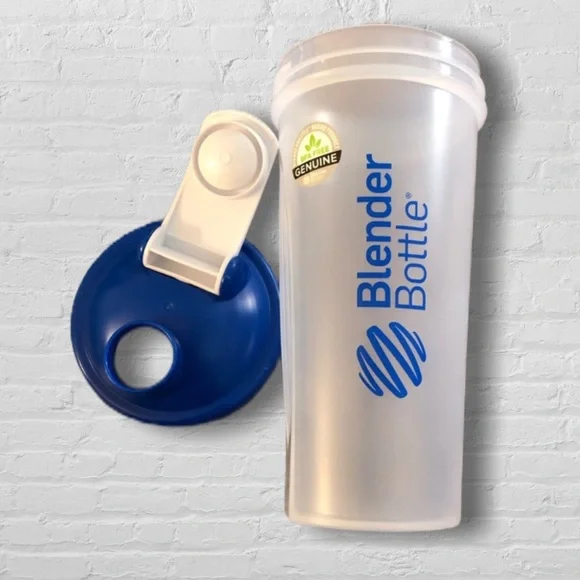 💕 Like 🆕 20oz Blender Bottle