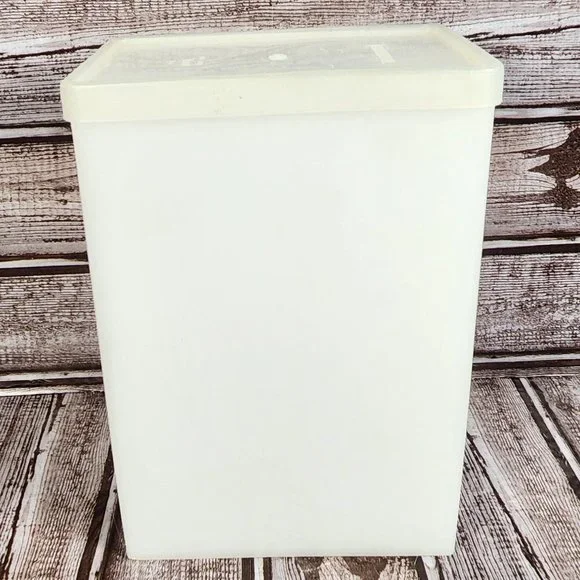 Vintage TUPPERWARE Ice Cream Freezer Storage Container #484-2 With Lid #486-1