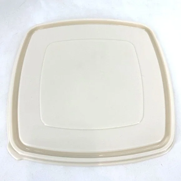 Vintage Rubbermaid Servin Saver #4 Square Lid 0015 Replacement Snap Cover 10.25