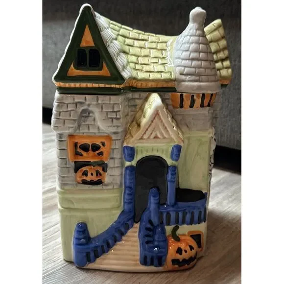 Halloween‎ Ceramic Cookie or Treat Jar Haunted House W/ Pumpkins & skeleton