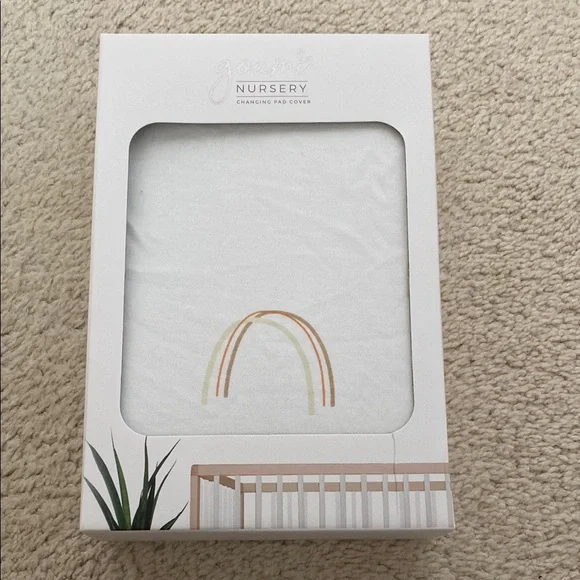 Goumi Bamboo and Cotton Changing Pad Cover. New in box. Size 16”x32”