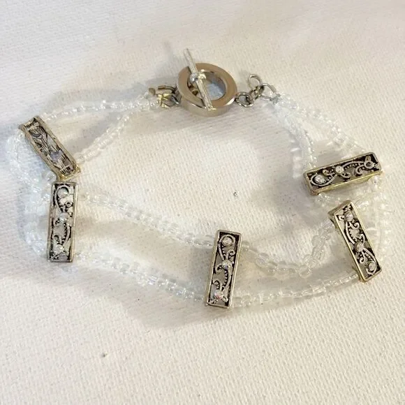 Beaded Bracelet Toggle Closure Clear Beads Silver Tone Delicate Size 7.75