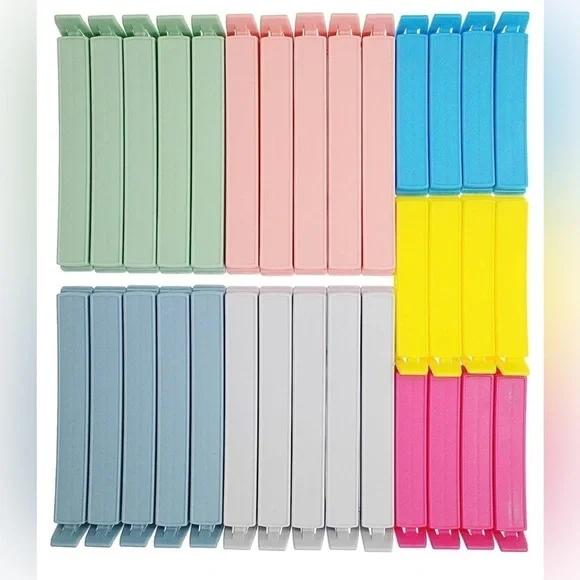 NEW 32-Piece Plastic Chip Clips