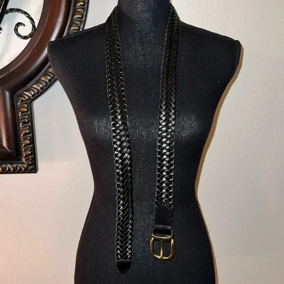 Men’s Black Braided Leather Belt Brass Colored Buckle Size 40