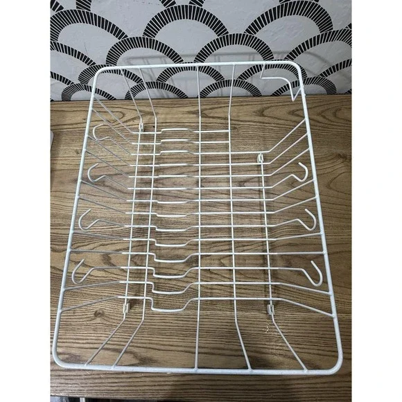 VTG Rubbermaid Dish Drainer Added Utensil Holder White Coated 17.5x13.75x5.5