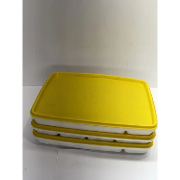 Vintage Tupperware Divided Food Lunch Trays Lot 3 W/Lids trays Tv Dinner Yellow
