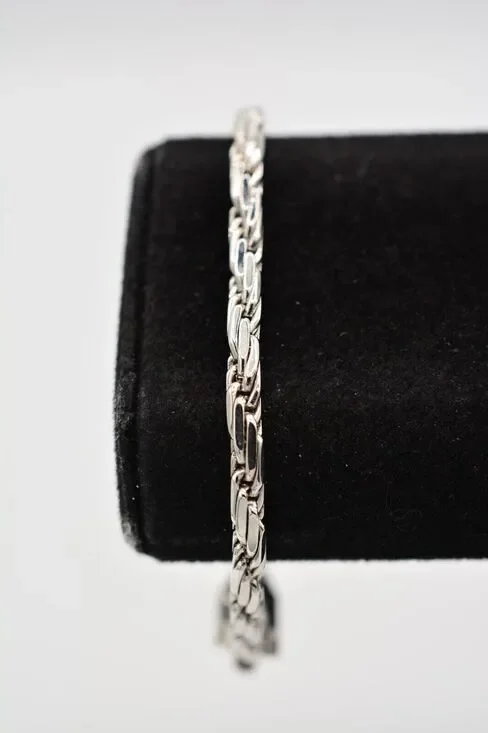 Nina Ricci Vintage Bracelet Silver Tone Metallic Shiny Linked Chain Signed BinAD