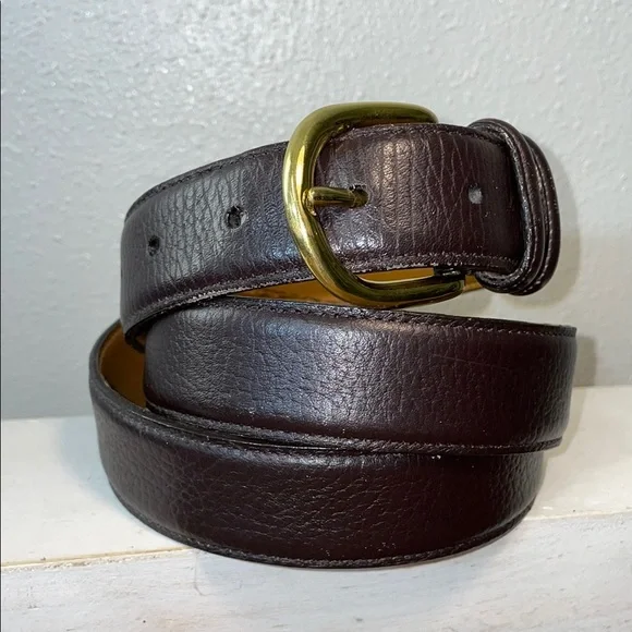 LL Bean Brown Leather Belt Size 38 Brass Buckle Made USA Genuine Leather Classic