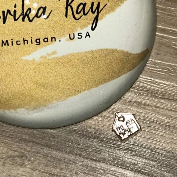 Pandora Home Sweet‎ Home Charm