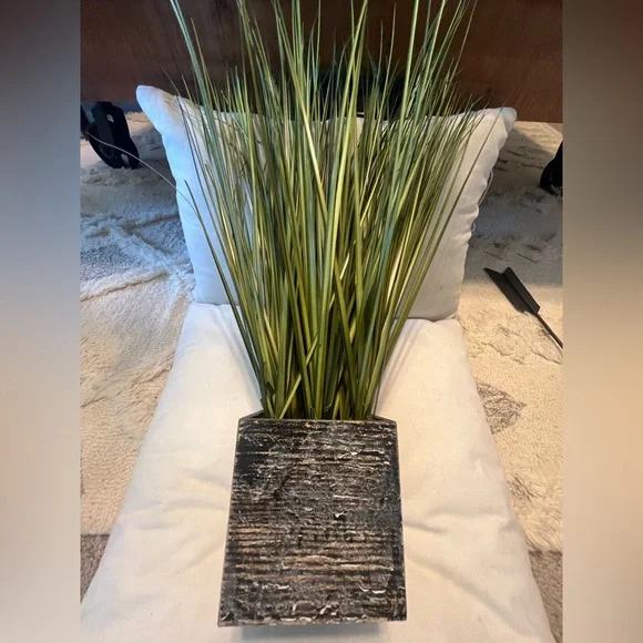 Artificial Grass Arrangement in Black Rustic Planter - Green