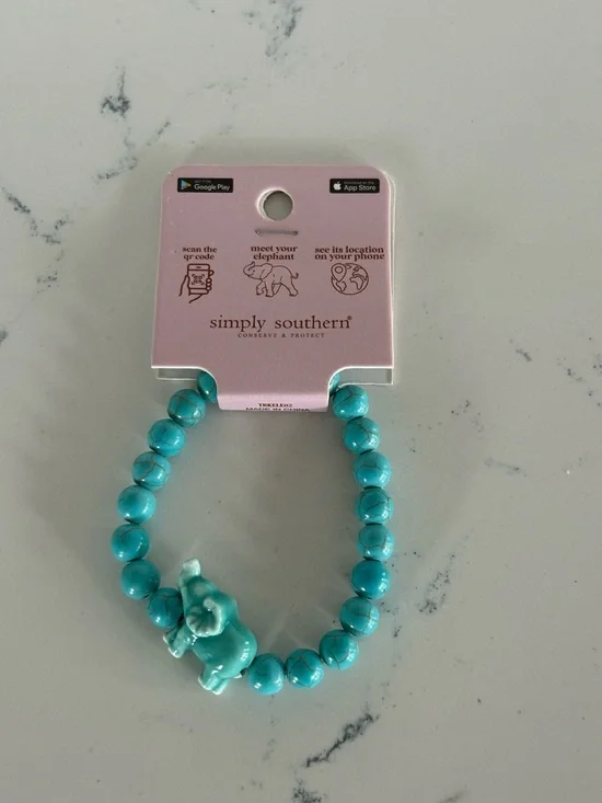 NWT Simply Southern Turquoise Blue Beaded Lion Tracker Bracelet