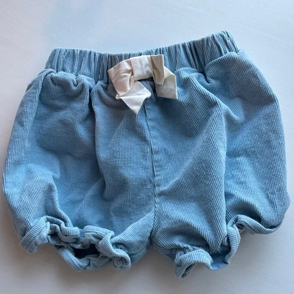 The Beaufort Bonnet Company Blue Corduroy shorts with Cream Bow