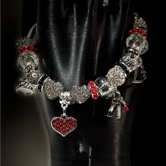 Elegant Heart Charm Bracelet