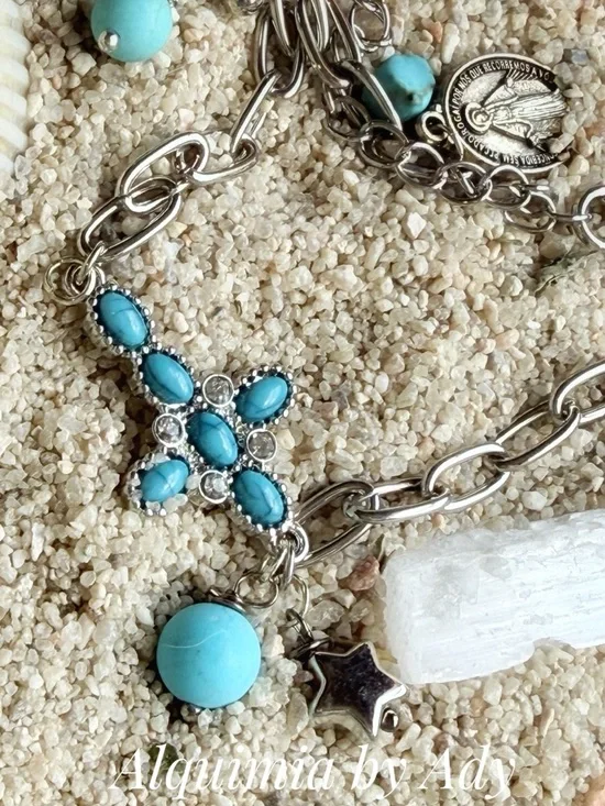 WALKING ON SHELLS 🐚 Turquoise and Silver Charm Bracelet