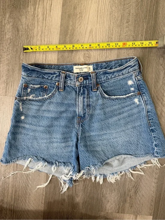 Abercrombie & Fitch Women's Blue The Baggy Low Rise Distressed Denim Shorts