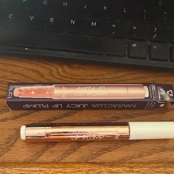 Tarte Maracuja Juicy Lip Plump - white peach