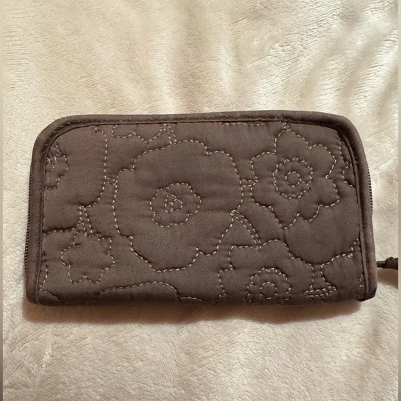 THIRTY-ONE Elegant Brown Fabric Wallet