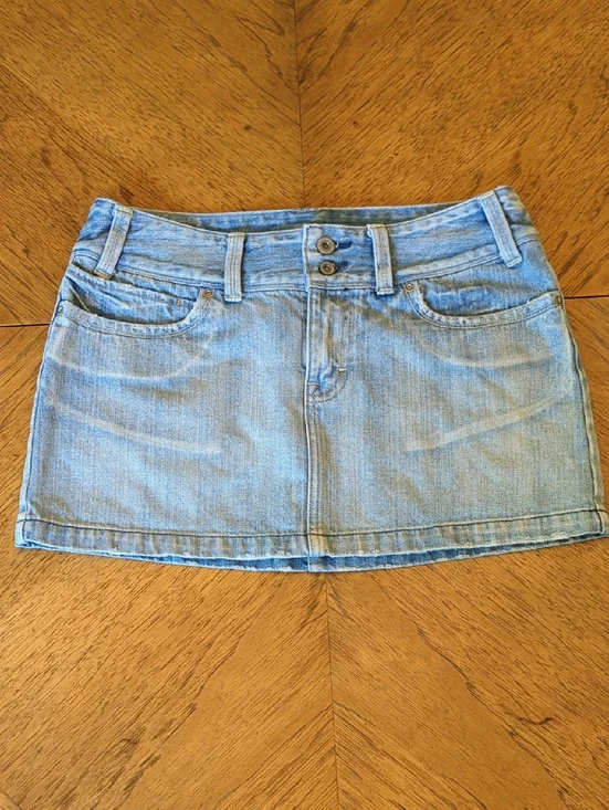 Y2K American Eagle Outfitters Light Wash Denim Mini Skirt