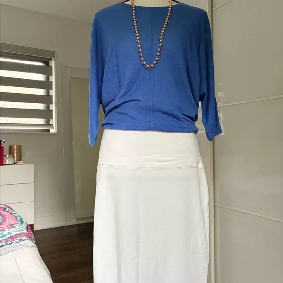 Bleusalt The Perfect Skirt white size small. NWOT