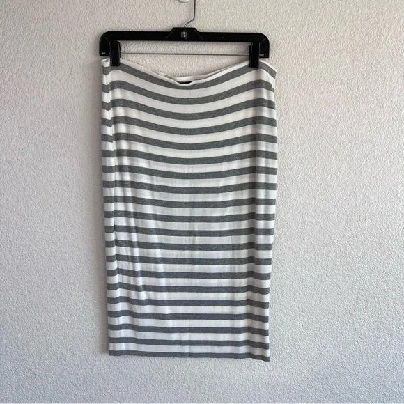 Vince Camuto Women’s Pull‎ on Striped Pencil Skirt