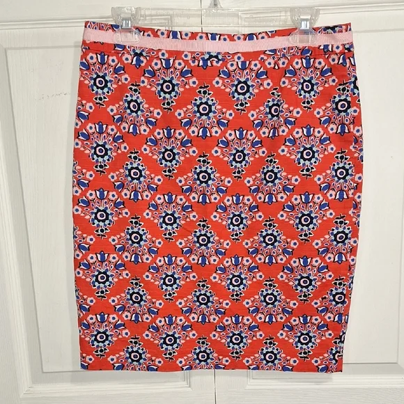 Boden Lined Midi Pencil Floral Skirt - 8P- Resort Wear-Red