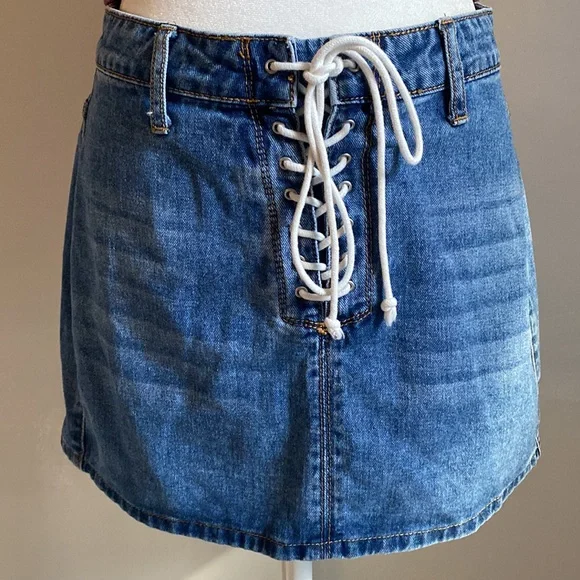 Guess Blue Wash Denim Jean Lace-Up Mini Skirt Medium Blue Wash
