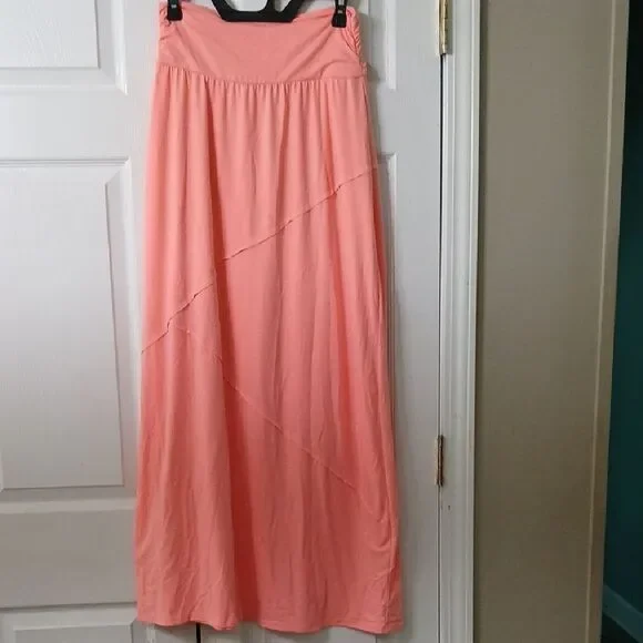 Maurices peachy pink maxi pull-on skirt Sz M GUC
