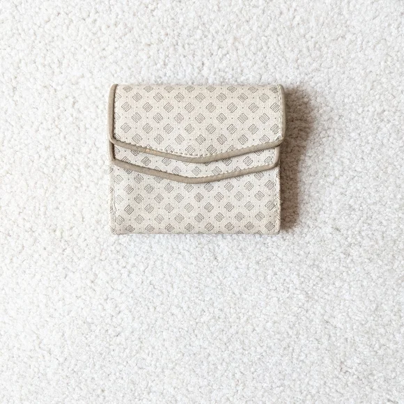 VTG beige print wallet