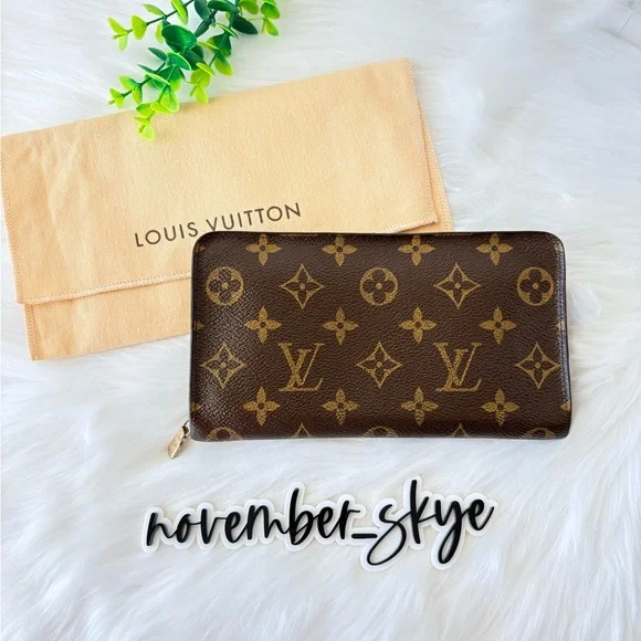 Louis‎ Vuitton Monogram Zippy Wallet