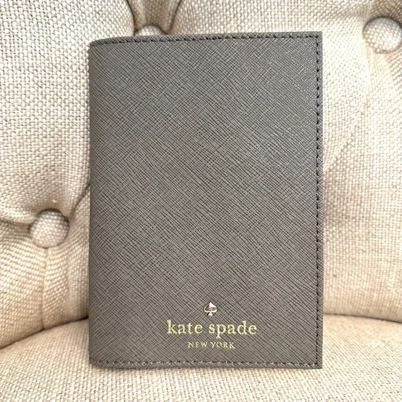 NEW Kate Spade Mikas Pond Slim Passport Holder Case WLRU1811 Leather Cliff Grey