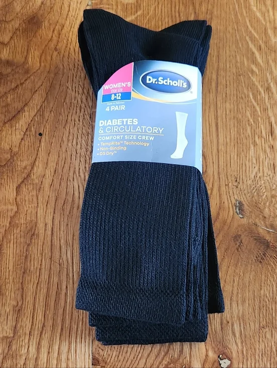 Dr. Scholl's Black Diabetes and Circulatory Crew Socks - 4 Pair