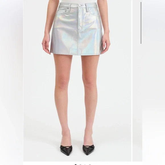 DAZE Stash Metallic Faux Leather Miniskirt‎ silver sizes 30 & 31 NWT