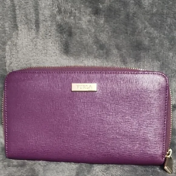 Furla Plum Textured Wallet