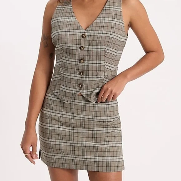 Express Editor Plaid Super High Waisted Mini Skort