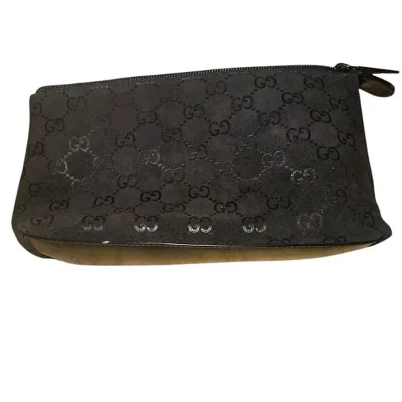 Gucci Textured Black velvet pouch.