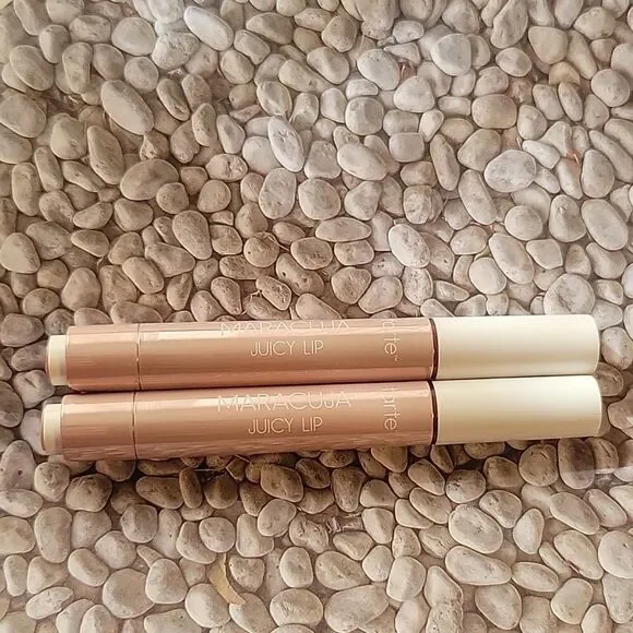 Tarte Maracuja Juicy Lip in Peony