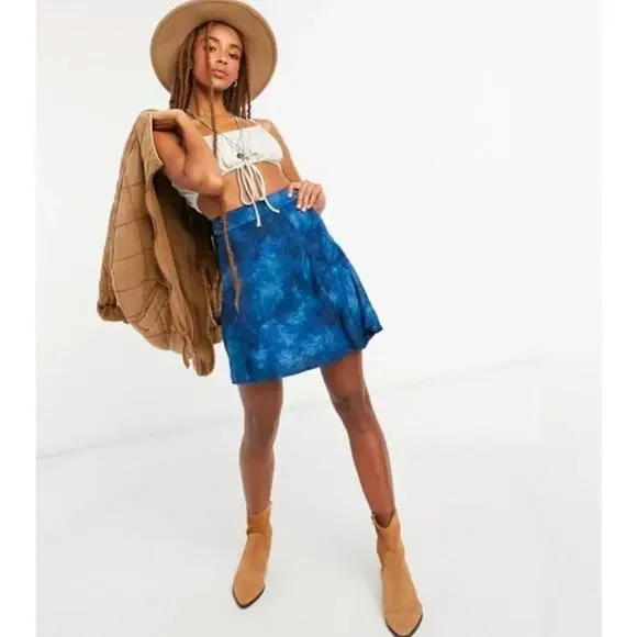 Free People Blue Tie Dye Flowy Mini Skirt Boho Indie Sleaze Festival Size 2