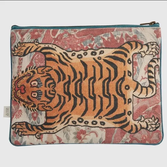 TIGER Vintage Inspired Cotton Floral Print Zip Pouch Clutch NWT