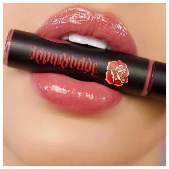 Virgen Reina Rebelde Virgin Lip Brilliant Gloss Soft Pink Vegan Cruelty Free New