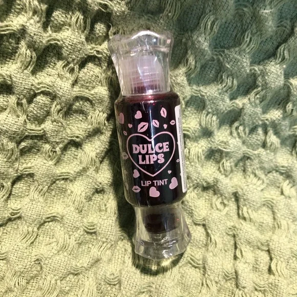 Amuse Dulce Lips  Tint - Deep Purple. 0.35 Oz