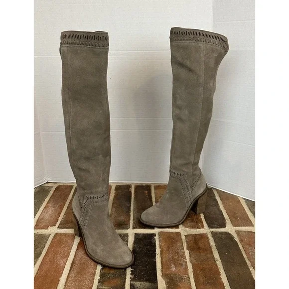Vince Camuto Over the Knee Suede Boots Tan / Taupe Leather Size 6.5 OTK 22