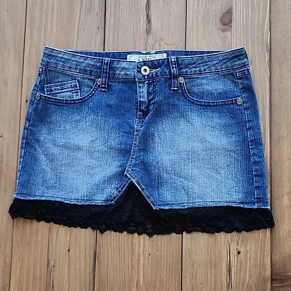 Vintage Y2K YMI Denim Shorts with Lace Detailing