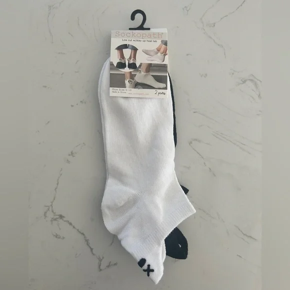 Sockopath Low-Cut Socks with Cute Expression Embroidery (2 Pairs), Size: 4-10