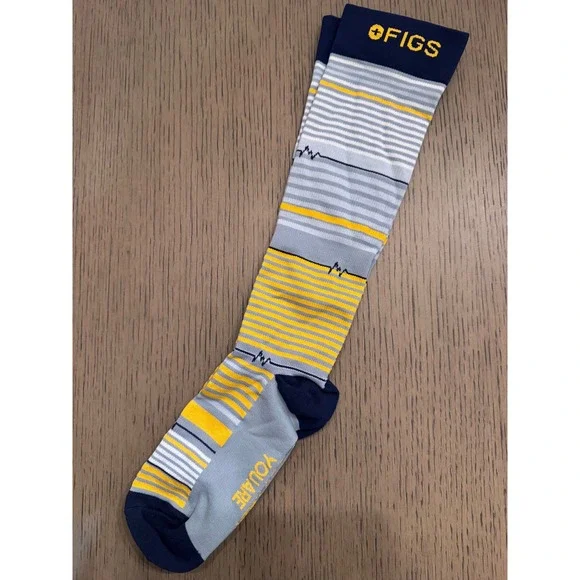FIGS Ready When You Are Compression Socks SMALL Unisex NEW MSRP $32‎