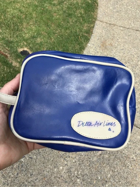 Vintage Delta Air Lines Blue Travel Pouch